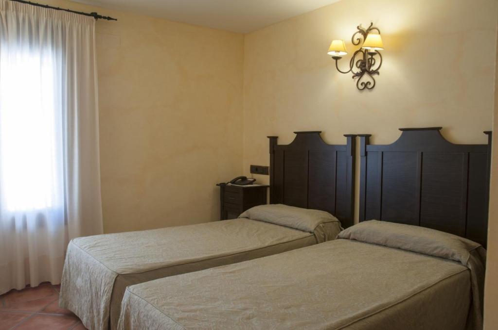 Hostal Rural Los Telares Пастрана Экстерьер фото